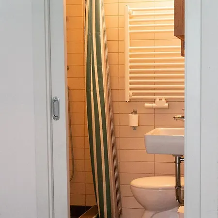 Bed & Breakfast Kavarna Vahtnca *