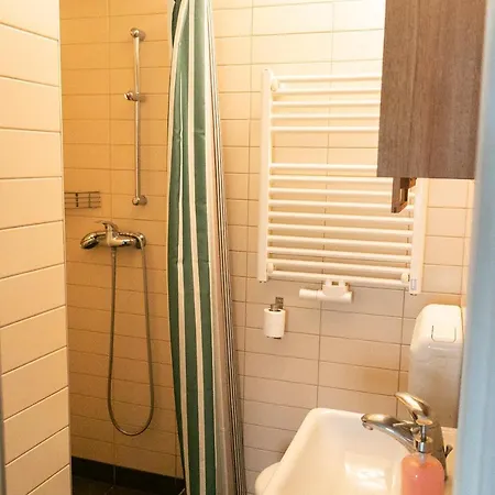 Bed & Breakfast Kavarna Vahtnca