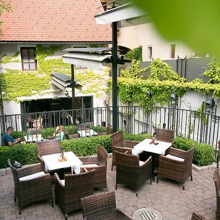 Kavarna Vahtnca * Škofja Loka